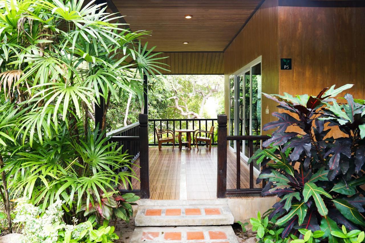 Tanote Sha Extra Resort Ko Tao